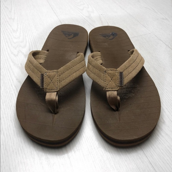 Quicksilver Tan brown Flip Flops - Picture 1 of 4